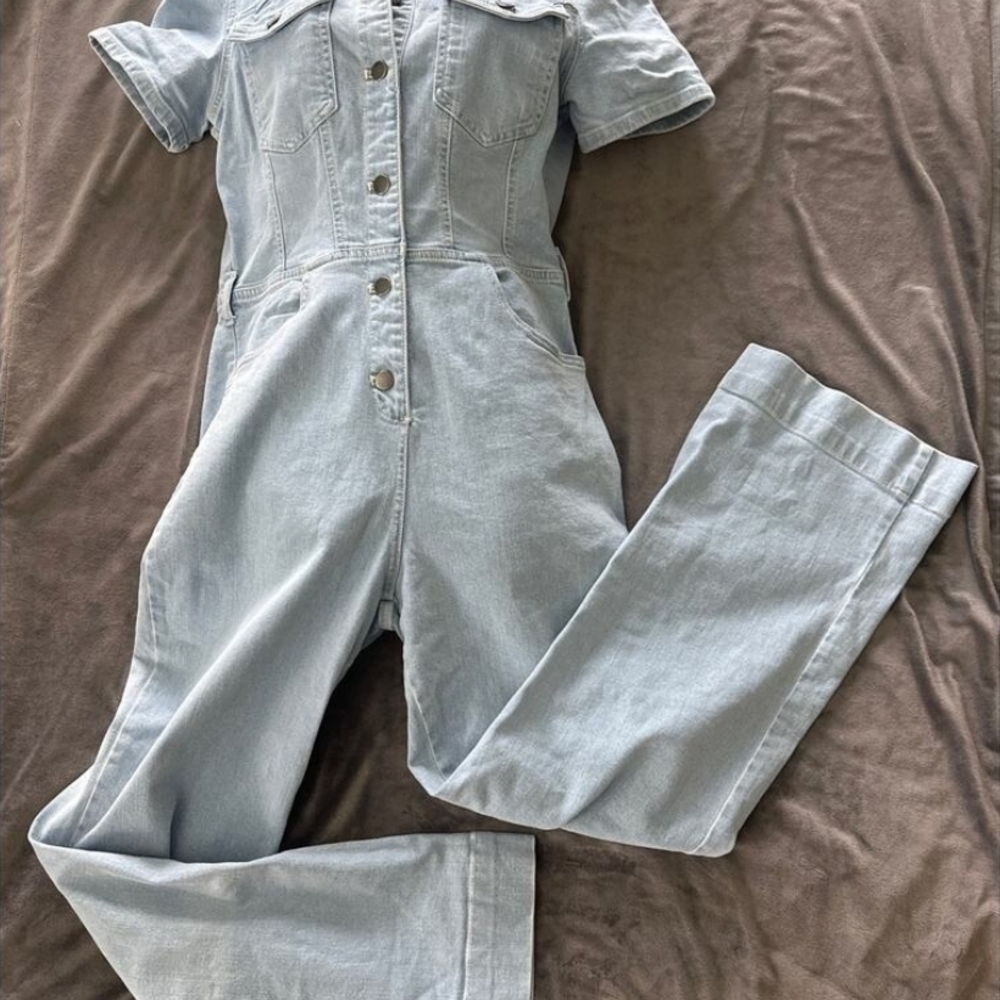 Light Blue Denim Jumpsuit Size 30 (10)